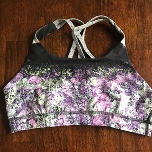 Lululemon women’s energy bra size 8